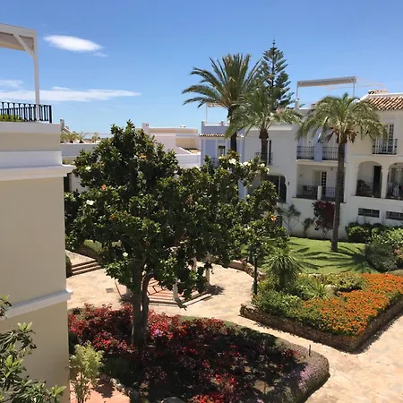 Aloha Pueblo With Sea Views * Marbella